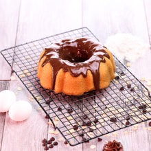Load image into Gallery viewer, Bundt cake 6’
